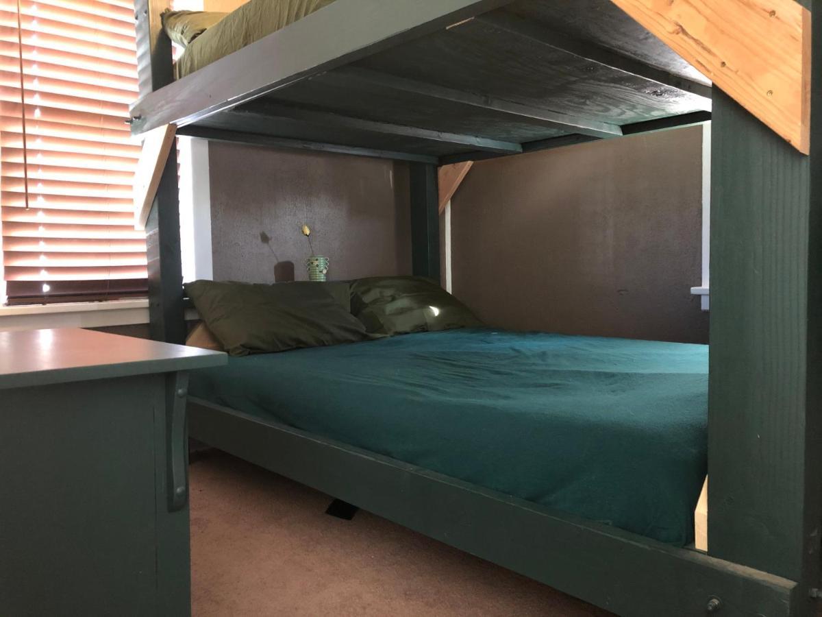 Lava Flow Hostel Grants Εξωτερικό φωτογραφία