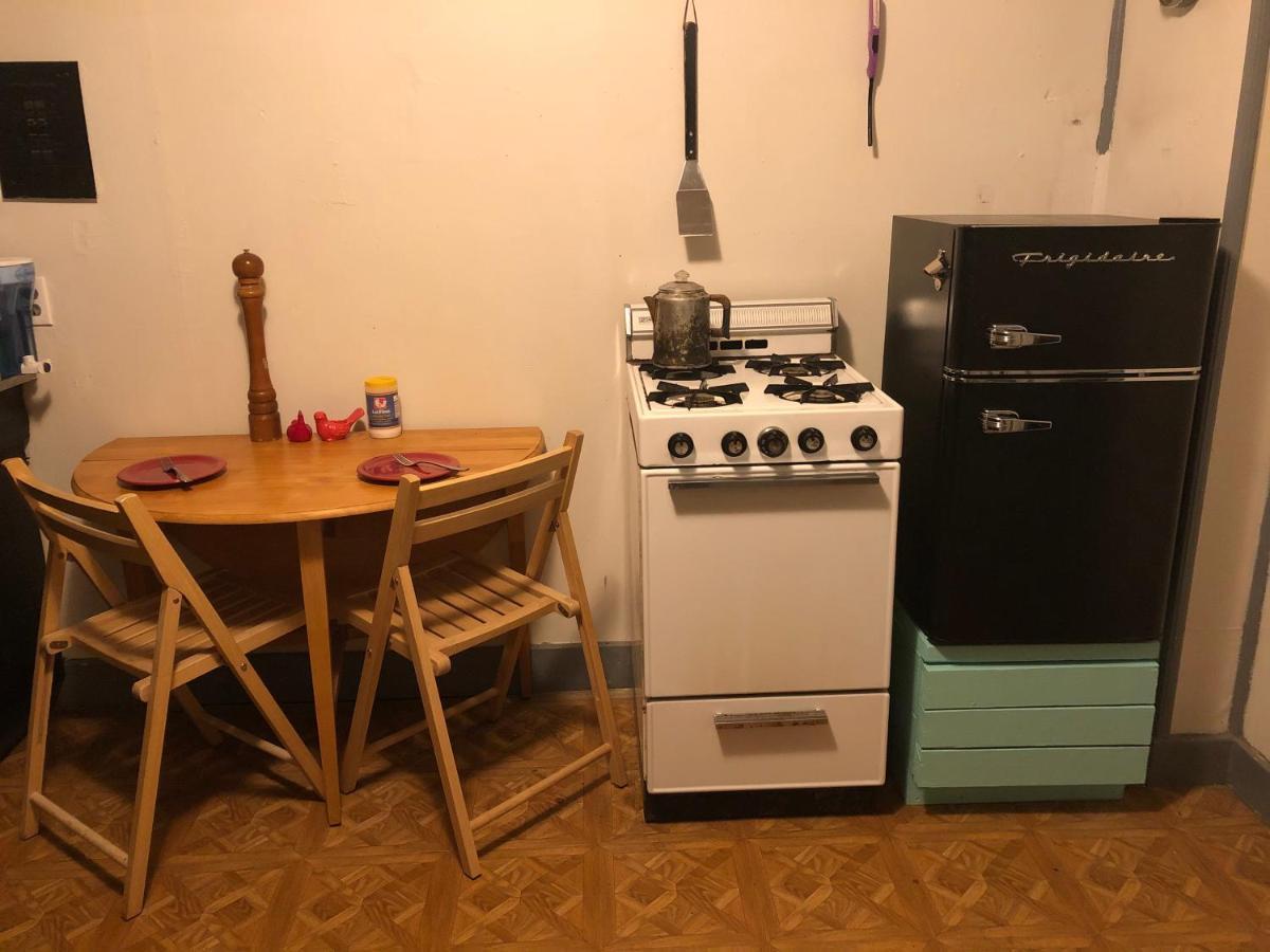 Lava Flow Hostel Grants Εξωτερικό φωτογραφία